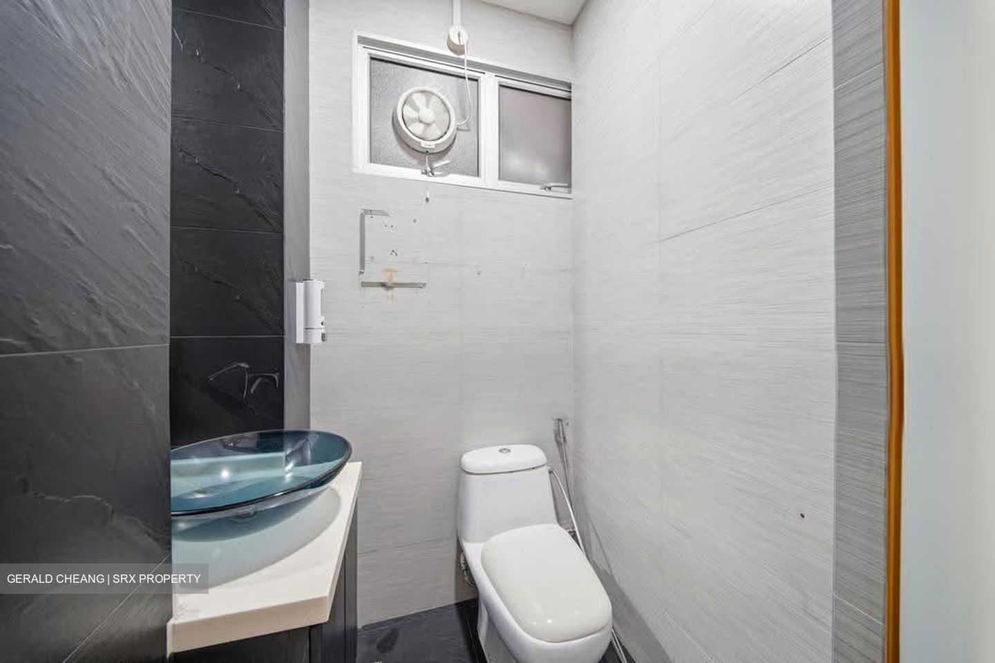 Hougang Avenue 3 (D19), Shop House #633683241